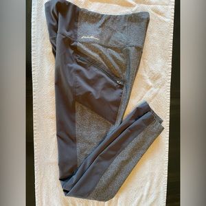 Eddie Bauer women’s leggings. XS. Pre-Owned.